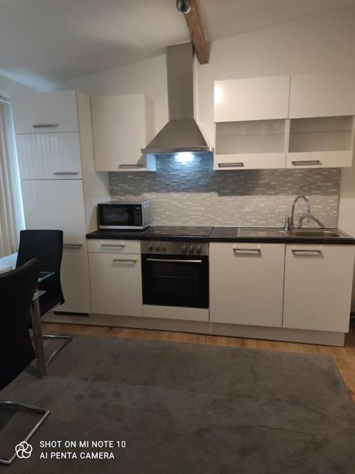 Studio/huis In Te Huur